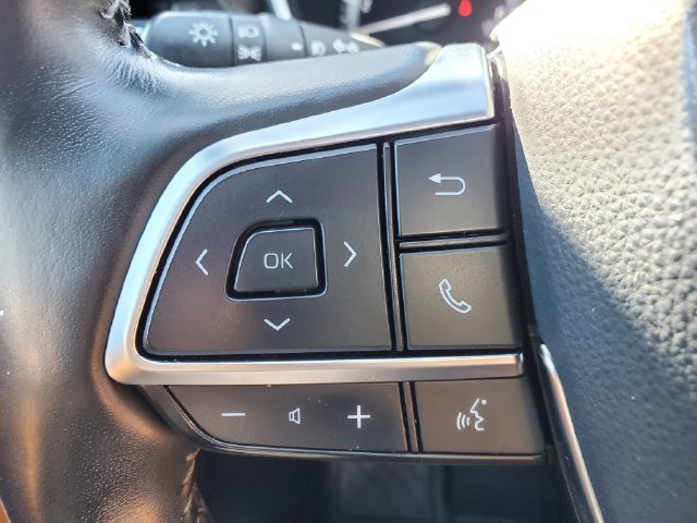 Used 2021 Toyota Highlander Platinum AWD/4WD image 25