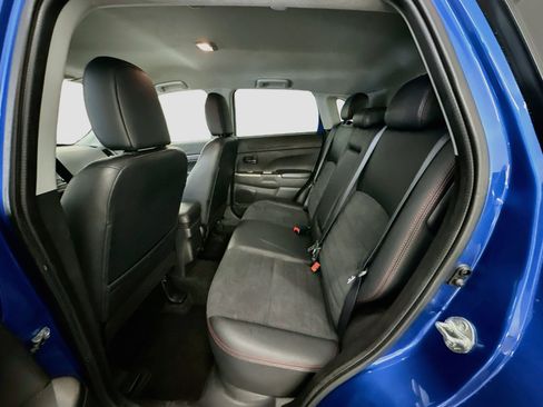 Used 2024 Mitsubishi Outlander Sport AWD image 28
