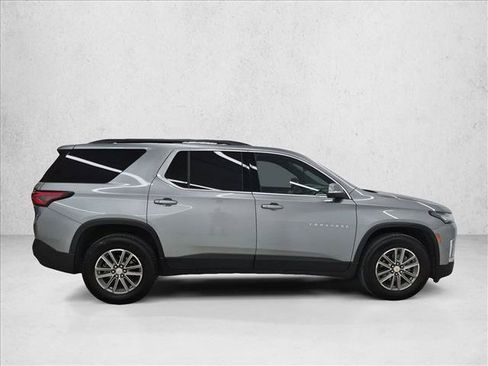 Certified 2023 Chevrolet Traverse LT FWD image 4