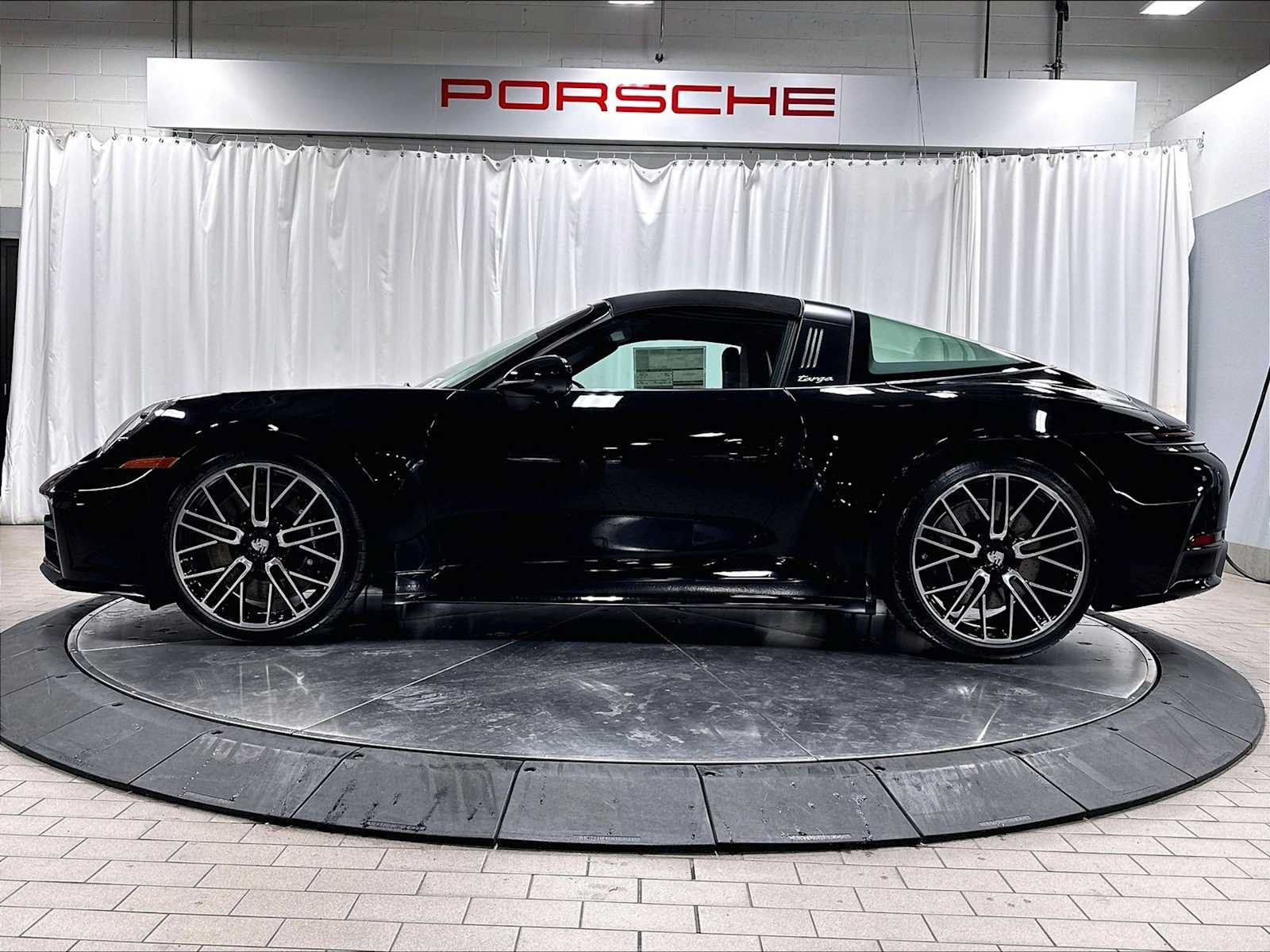 Used 2026 Porsche 911 Targa 4S AWD/4WD image 2