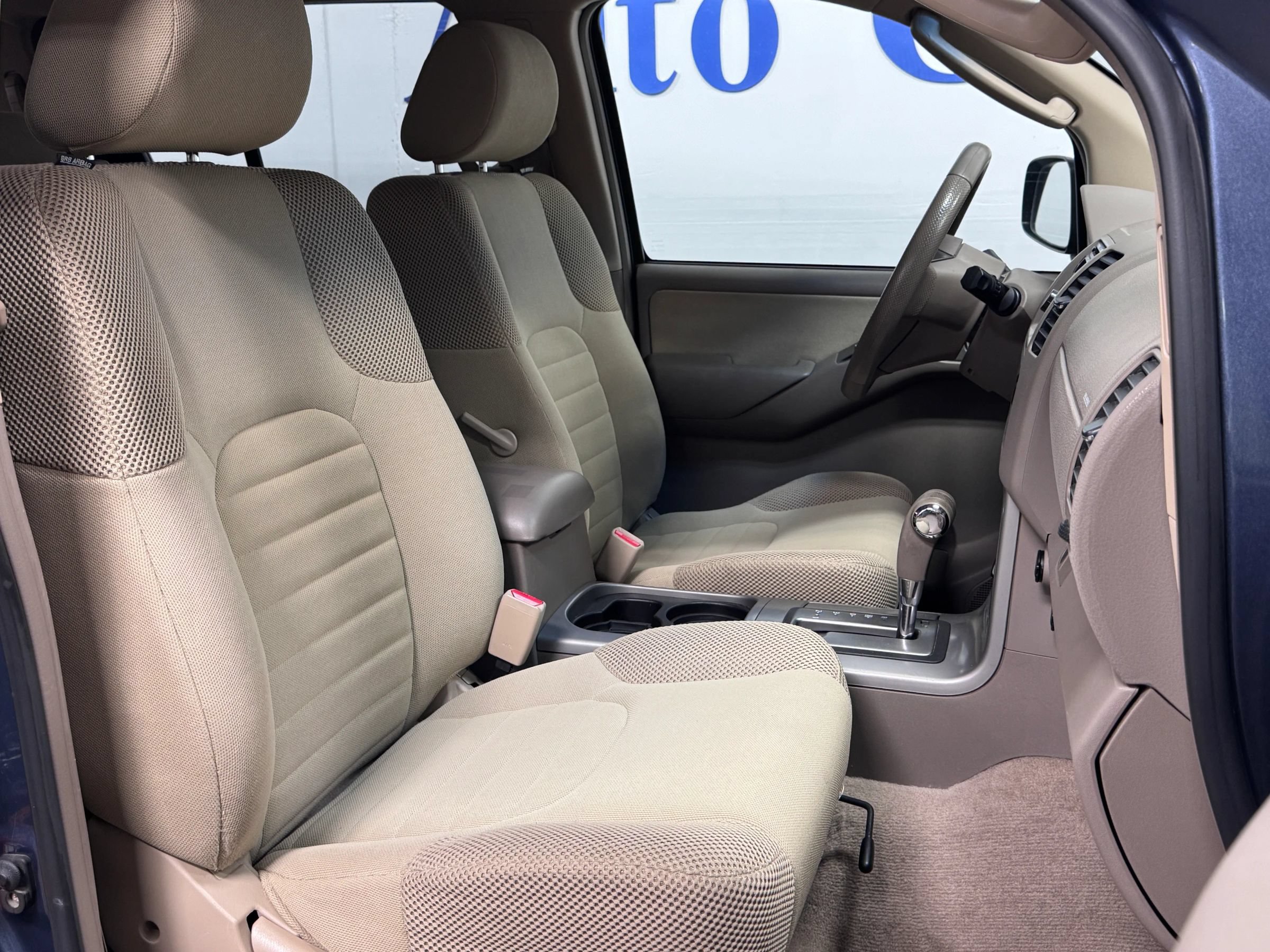 Used 2008 Nissan Pathfinder S w/ Side Airbags Pkg AWD/4WD image 10