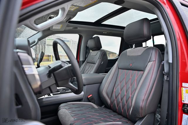 New 2025 Ford F250 Lariat w/ Lariat Ultimate Package AWD/4WD image 4