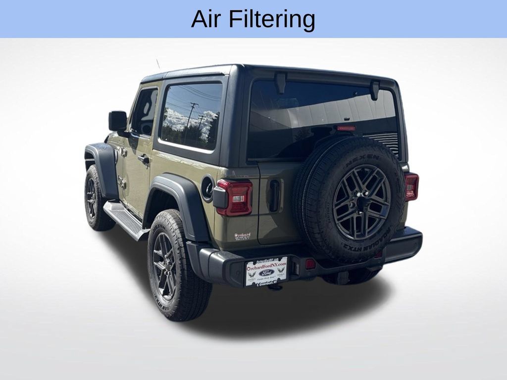 Used 2026 Jeep Wrangler Sport AWD/4WD image 5