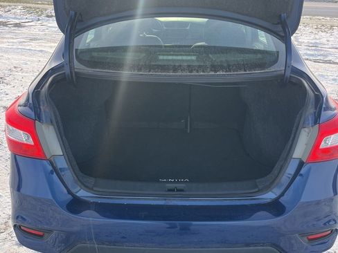 Used 2019 Nissan Sentra SV image 8