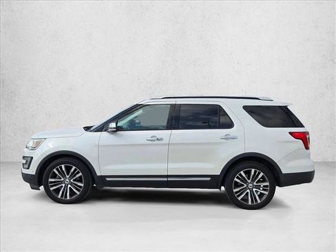 Used 2017 Ford Explorer Platinum image 5