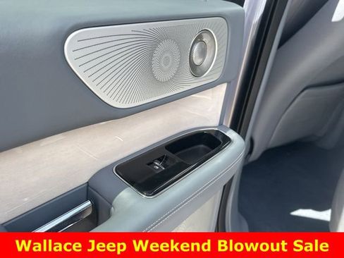 Used 2020 Lincoln Navigator L Black Label w/ Cargo Convenience Package AWD/4WD image 16