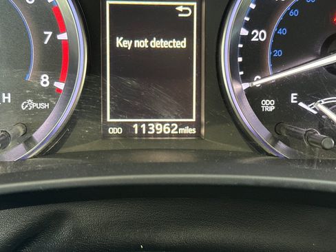 Used 2015 Toyota Highlander Limited Platinum AWD/4WD image 38