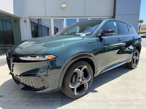 New 2026 Alfa Romeo Tonale w/ Active Assist Package AWD/4WD image 4