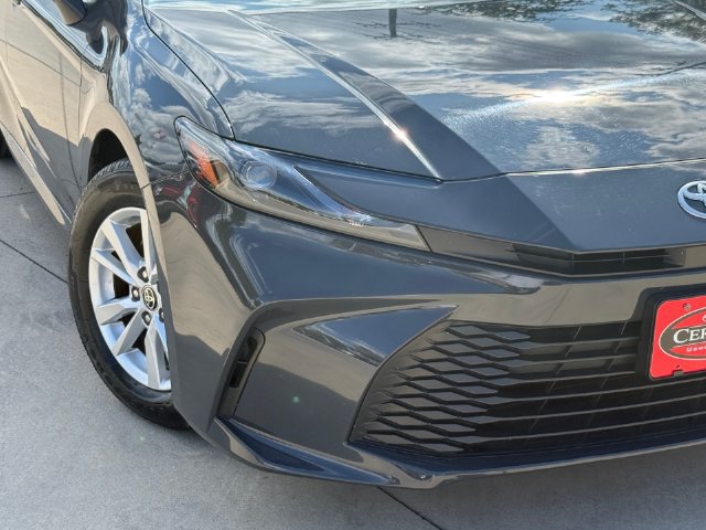 Used 2026 Toyota Camry LE w/ Convenience Package FWD image 4
