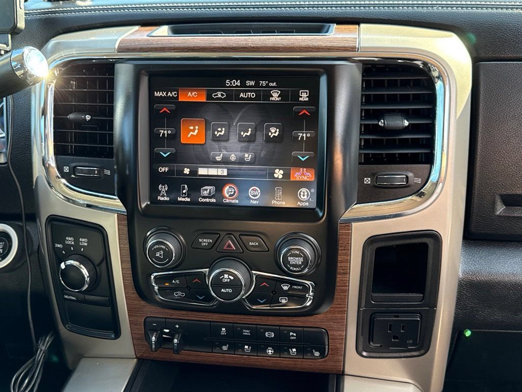 Used 2014 RAM 3500 Laramie AWD/4WD image 32