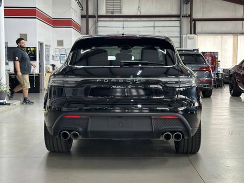 Used 2024 Porsche Macan S AWD/4WD image 3