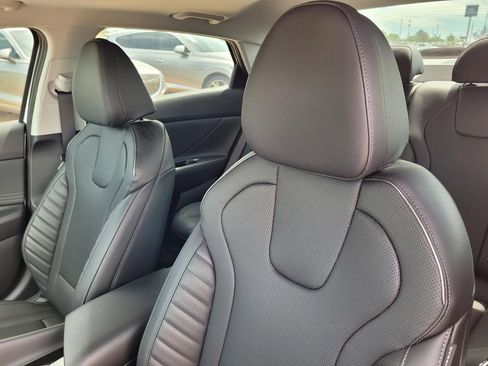 New 2026 Hyundai Elantra Limited FWD image 12