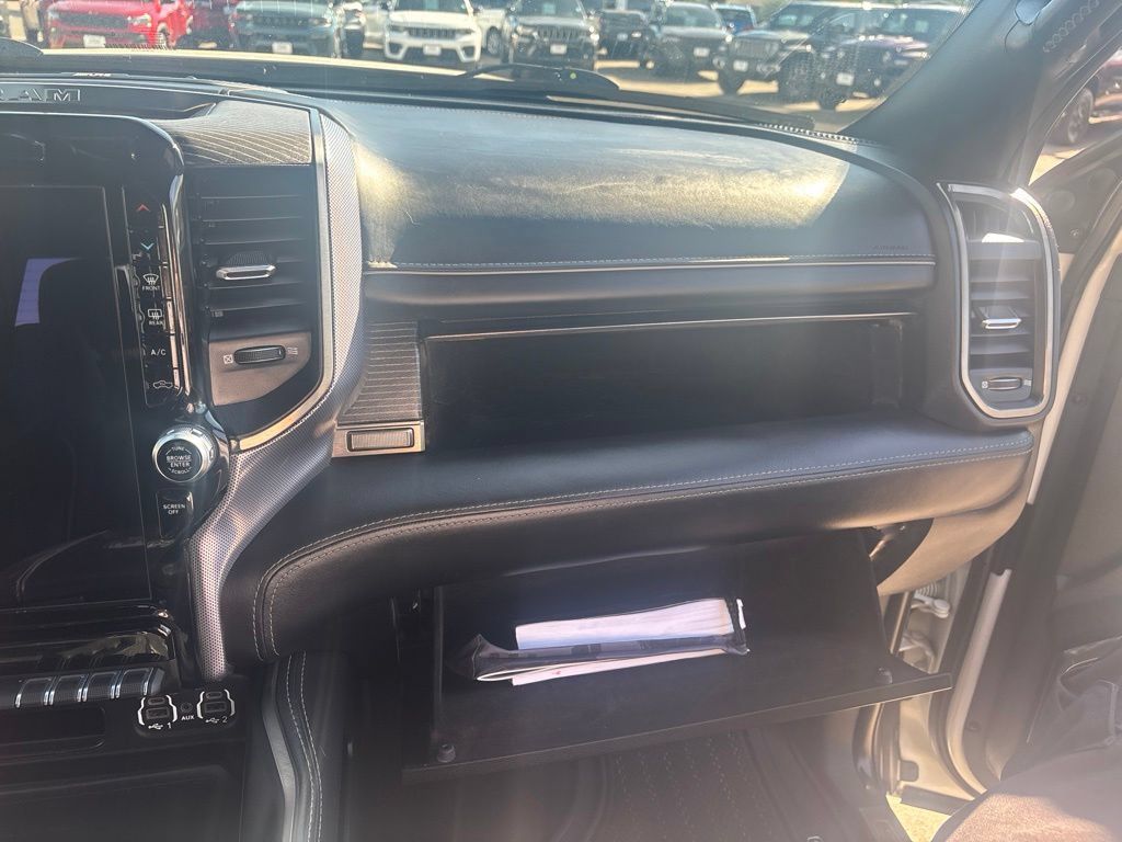 Used 2021 RAM 2500 Limited AWD/4WD image 15