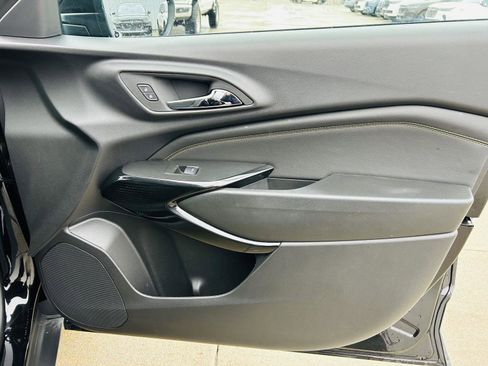 Used 2024 Chevrolet Trax LT w/ Driver Confidence Package image 30