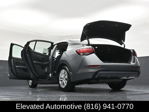 Used 2025 Nissan Sentra S FWD image 34