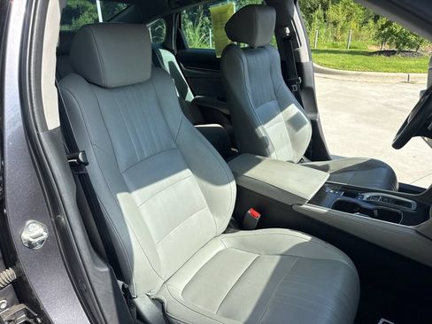 Certified 2019 Honda Accord Touring image 35