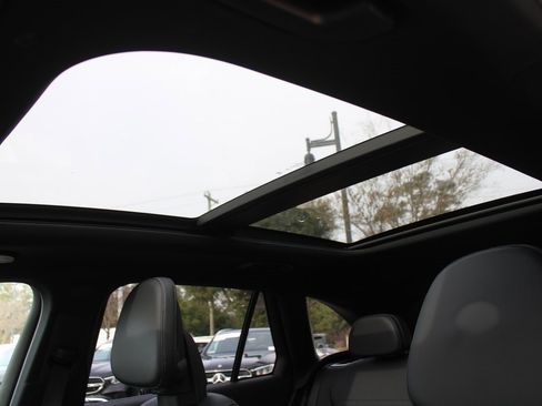 Certified 2024 Mercedes-Benz GLC 300 4MATIC image 50