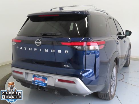 Used 2023 Nissan Pathfinder SL w/ SL Premium Package FWD image 3