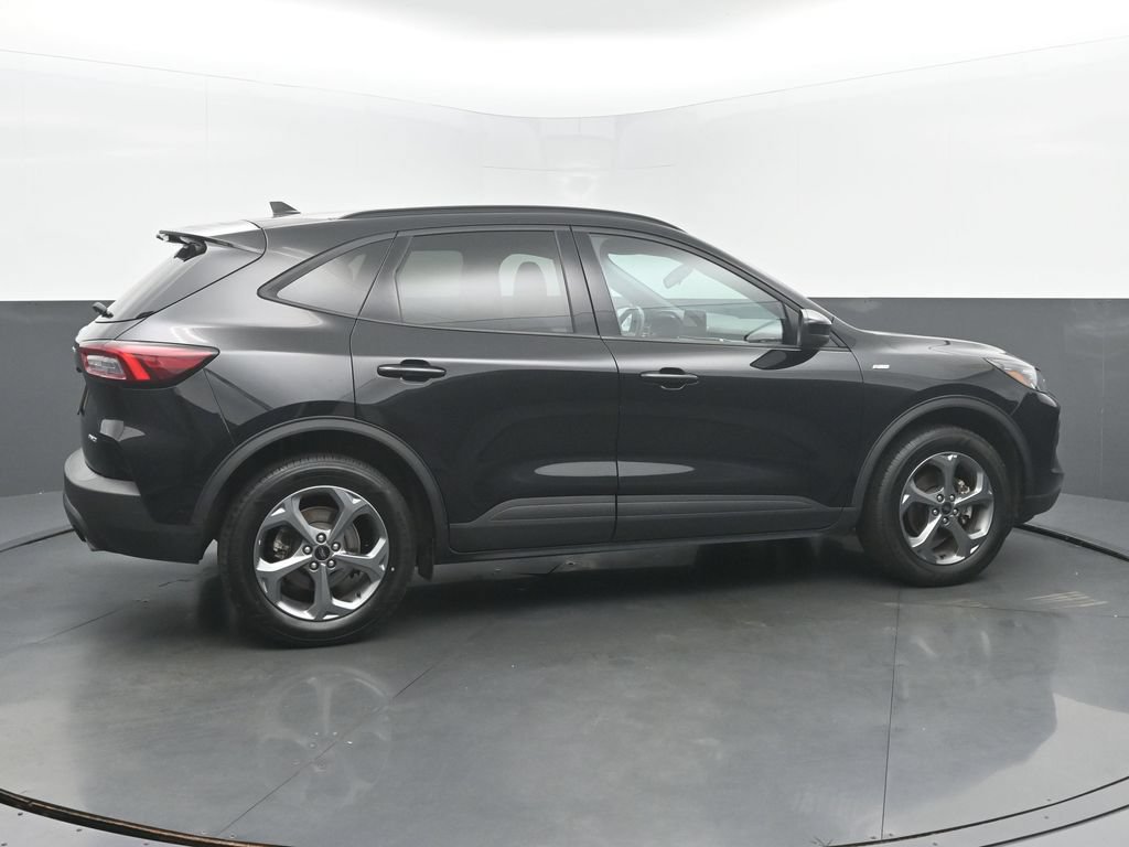 Used 2025 Ford Escape ST-Line Select AWD/4WD image 7