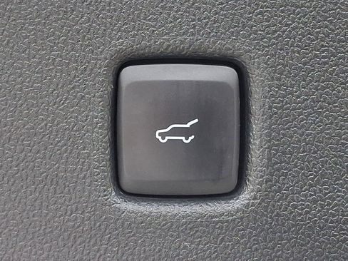 Used 2022 Ford Escape Titanium w/ Titanium Elite Package image 30