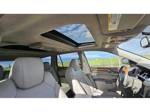 Used 2009 Buick Enclave CXL w/ Entertainment Package #4 image 34