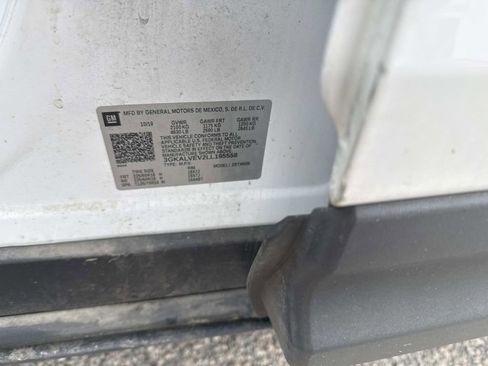 Used 2020 GMC Terrain SLT image 13