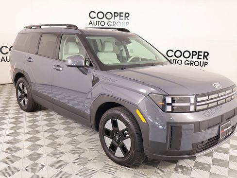 Used 2025 Hyundai Santa Fe SEL image 1