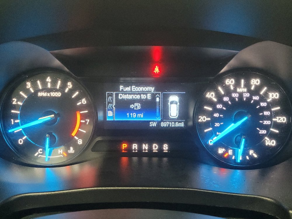Used 2018 Ford Explorer XLT FWD image 23