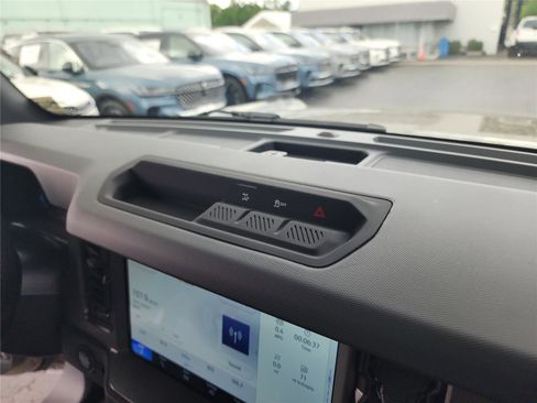 New 2025 Ford Bronco 4-Door image 31