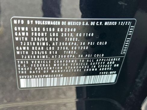 Certified 2023 Volkswagen Tiguan SE image 18