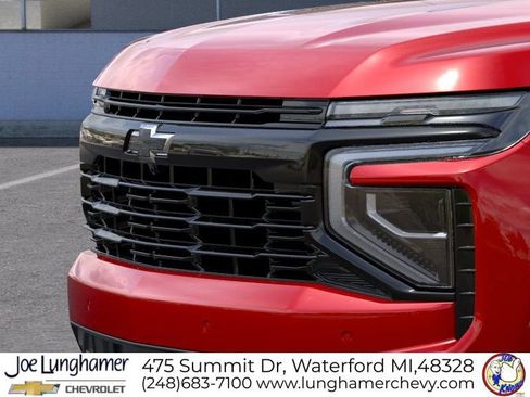 New 2026 Chevrolet Suburban RST AWD/4WD image 13