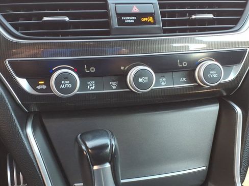 Used 2019 Honda Accord Sport image 10