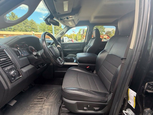Used 2018 RAM 2500 Big Horn w/ Sport Appearance Group AWD/4WD image 9