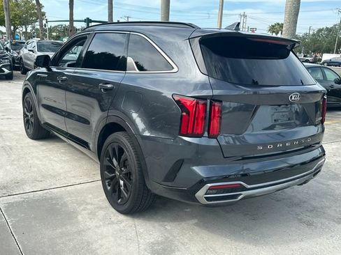 Certified 2021 Kia Sorento SX FWD image 8