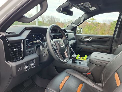 Certified 2023 GMC Sierra 1500 AT4 image 14