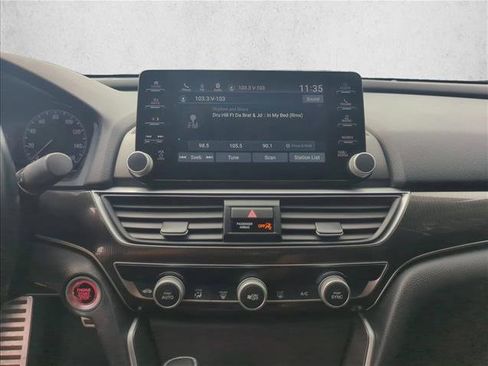 Used 2021 Honda Accord Sport image 16