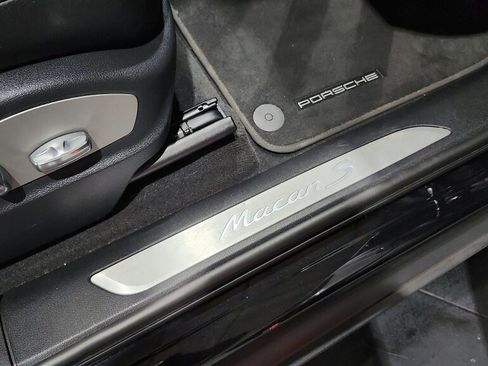 Used 2017 Porsche Macan S AWD/4WD image 35