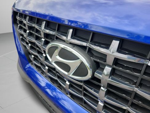 Used 2026 Hyundai Venue SEL FWD image 30