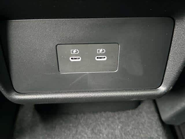 Used 2026 Nissan Rogue SV FWD image 11