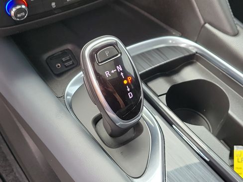 Used 2021 Buick Enclave Essence w/ Sport Touring Edition image 29