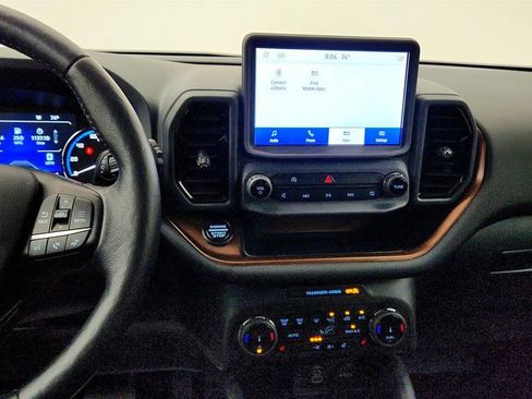 Used 2023 Ford Bronco Sport Outer Banks w/ Tech Package AWD/4WD image 17