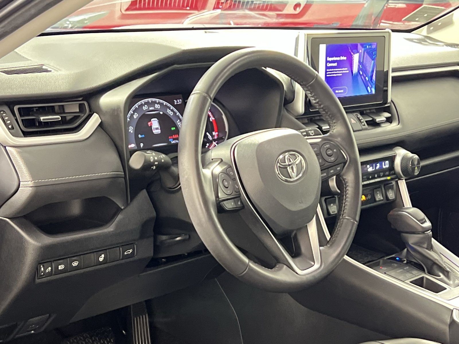 Used 2023 Toyota RAV4 XLE Premium AWD/4WD image 16