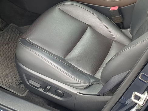 Used 2021 MAZDA CX-30 2.5 Turbo w/ Premium Package image 13