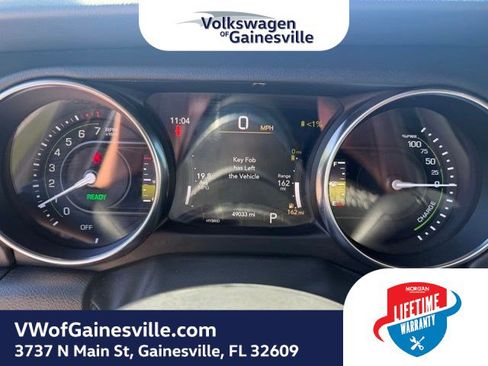 Used 2023 Jeep Wrangler Unlimited Sahara w/ Cold Weather Group AWD/4WD image 23
