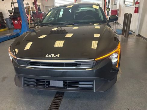 Used 2025 Kia K4 FWD image 6