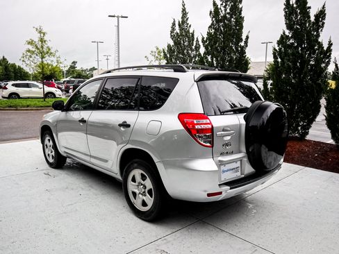 Used 2011 Toyota RAV4 4WD w/ Base L4 Extra Value Pkg image 7
