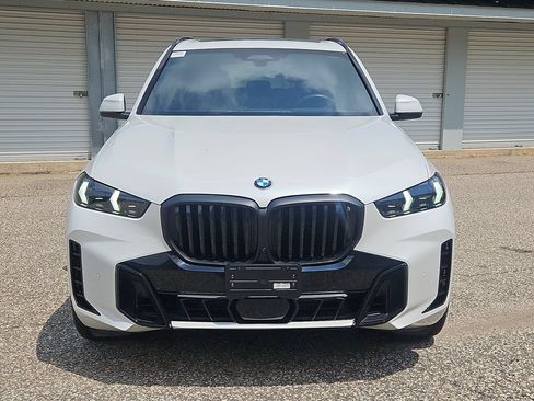 Used 2025 BMW X5 xDrive40i w/ Executive Package AWD/4WD image 10