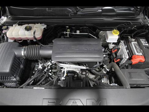 Used 2023 RAM 1500 Big Horn AWD/4WD image 22