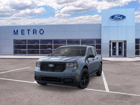 New 2026 Ford Maverick XLT w/ XLT Luxury Package AWD/4WD image 3