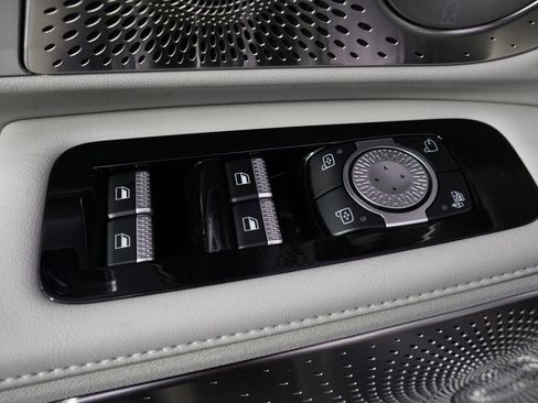New 2026 Lincoln Nautilus Reserve AWD/4WD image 23